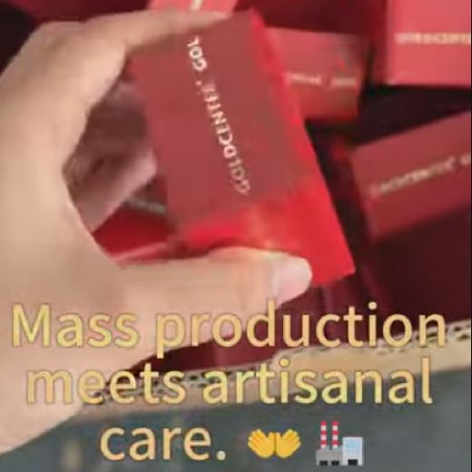 10.000 rote Boxen! Massenproduktion in Aktion